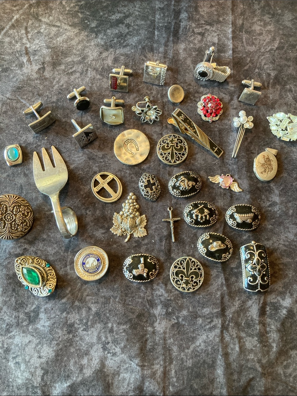 Trinket and Oddity Lot 34 Items- Cufflinks & Various Things